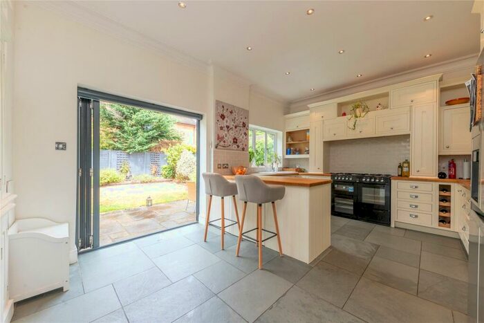 5 Bedroom Detached House To Rent In Bath Road, Camberley, Surrey, GU15