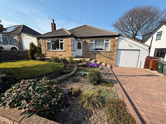 3 Bedroom Detached Bungalow For Sale In Briarfield Avenue, Idle, BD10