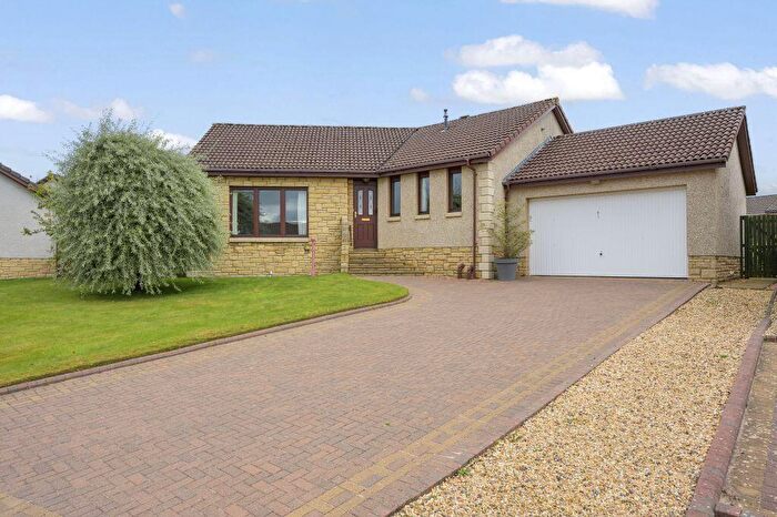 4 Bedroom Detached Bungalow For Sale In Queen Margaret Fauld, Dunfermline, KY12
