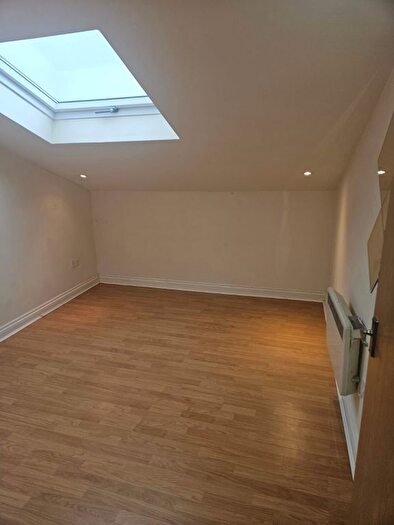 2 Bedroom Flat To Rent In Berwick Street, Liverpool, L6