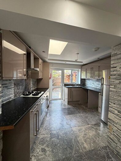 2 Bedroom Property To Rent In Tavistock Avenue, St. Albans, AL1