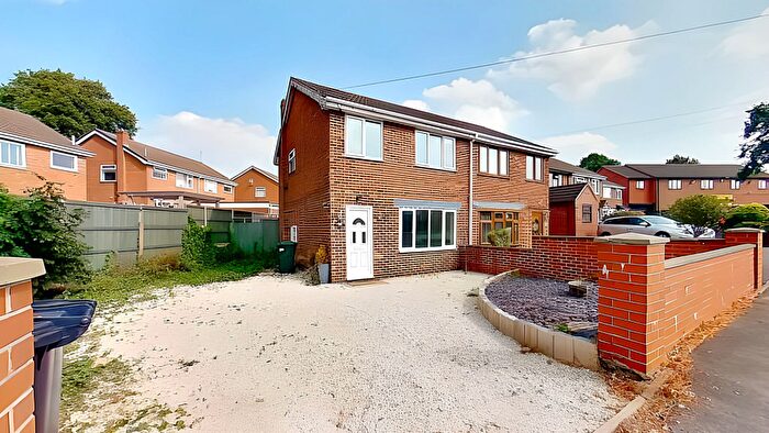 3 Bedroom Semi-Detached House To Rent In Wilmot Road, Swadlincote, DE11