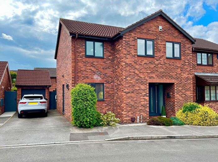 4 Bedroom Detached House For Sale In Farnborough Drive, Doncaster, DN4