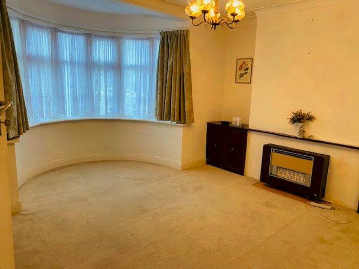 3 Bedroom Terraced House To Rent In Brampton Grove, Harrow, Greater London HA3