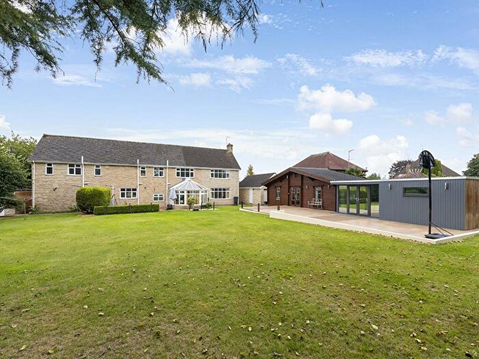 5 Bedroom Detached House For Sale In Bradford Road, Sherborne, Dorset, DT9