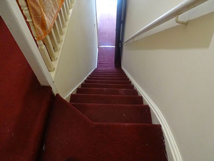 2 Bedroom Flat To Rent In Kingston Road, Southall, UB2