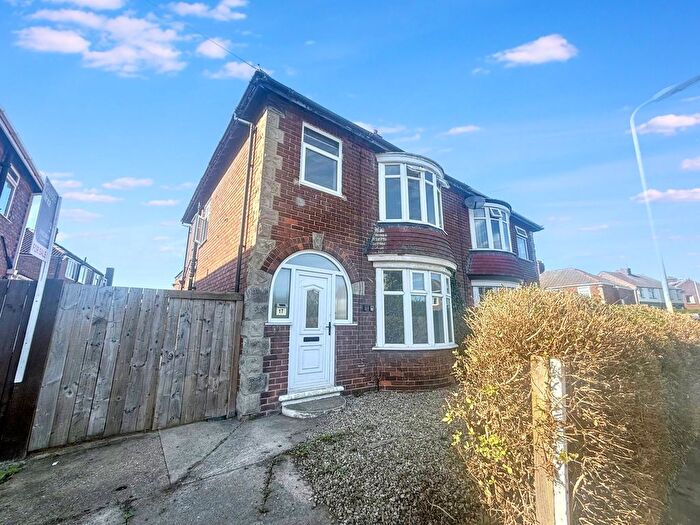 3 Bedroom Semi Detached House To Rent In Gladesfield Road, Stockton-On-Tees, TS20