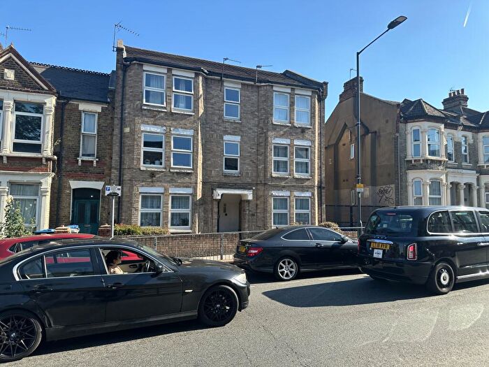 1 Bedroom Flat For Sale In Flat, Manor Park Road, Harlesden, London, NW10