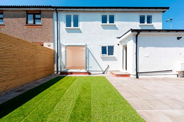 3 Bedroom Semi-Detached House To Rent In Lan-Y-Parc, Nelson, Treharris, CF46