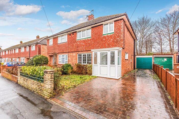 3 Bedroom Semi-Detached House For Sale In Nutbourne Road, Farlington, PO6
