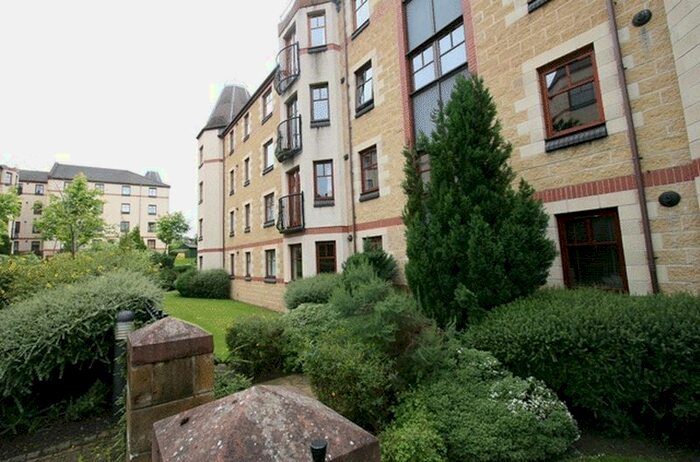 2 Bedroom Flat To Rent In West Bryson Road, Edinburgh, EH11