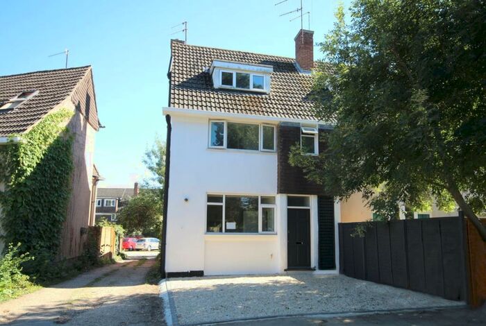 3 Bedroom End Of Terrace House To Rent In Upton Close, Henley On Thames, Oxfordshire, RG9