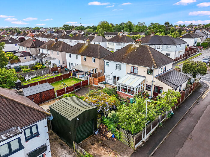 4 Bedroom Semi-Detached House For Sale In Loftin Way, Great Baddow, Chelmsford, CM2