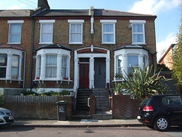 2 Bedroom Flat To Rent In Sprules Road, London, SE4