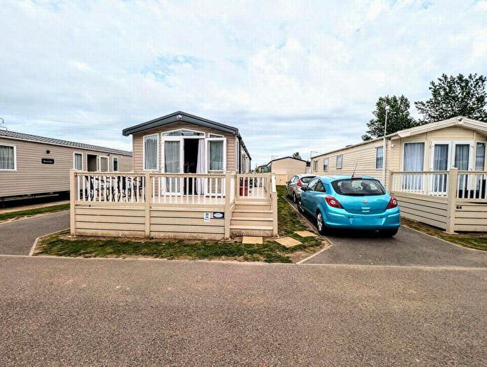 3 Bedroom Park Home For Sale In Shottendane Road, Birchington, CT7