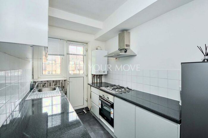 2 Bedroom Flat To Rent In Dunfield Gardens, London, SE6