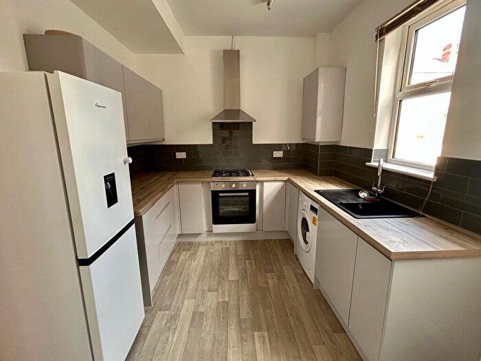 3 Bedroom End Of Terrace House To Rent In Broadfield Road, Manchester, M14