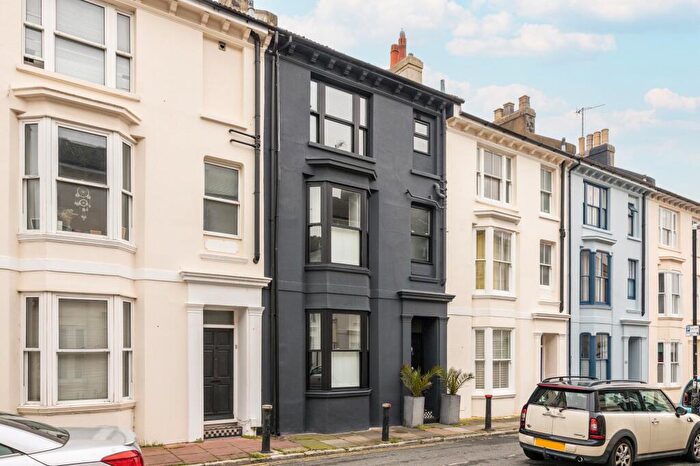 2 Bedroom Terraced House For Sale In North Place, Brighton, BN1