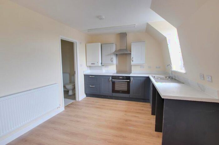 1 Bedroom Flat To Rent In Wells Road, Bath, BA2