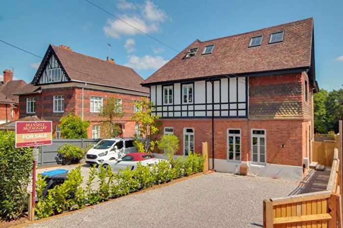 4 Bedroom Semi-Detached House For Sale In Bolnore Road, Haywards Heath, RH16