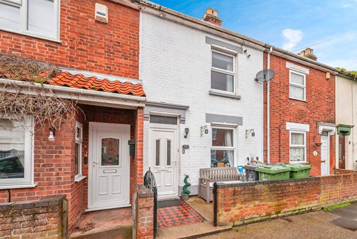 4 Bedroom Terraced House For Sale In Alderson Road, Great Yarmouth, NR30