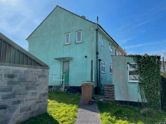 3 Bedroom SemiDetached House For Sale In Plymstock, Plymouth, PL9