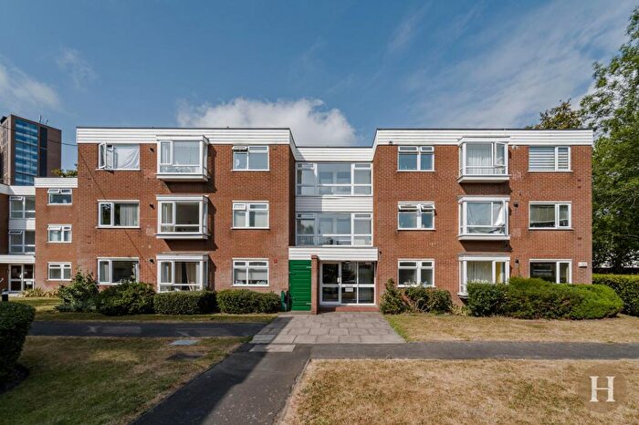2 Bedroom Flat For Sale In Kelton Court, Carpenter Road, Edgbaston, Birmingham, B15