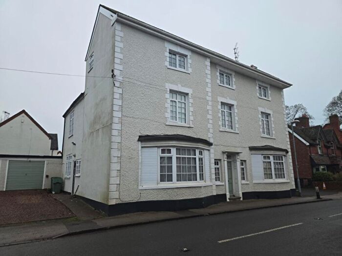 1 Bedroom Flat To Rent In High Street, Belbroughton, Stourbridge, DY9