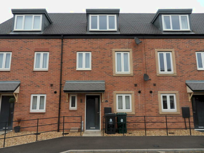 3 Bedroom Town House To Rent In Ridley Gardens, Earsdon View, NE27