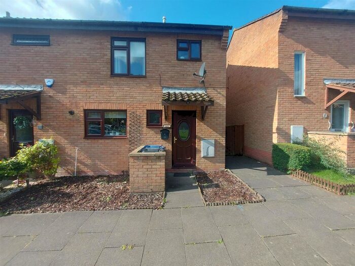 3 Bedroom End Of Terrace House To Rent In Warrens Shawe Lane, Edgware, Greater London, HA8