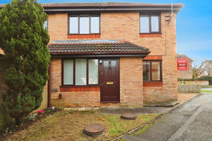 1 Bedroom Cluster House For Sale In Pimpernel Grove, Milton Keynes, MK7