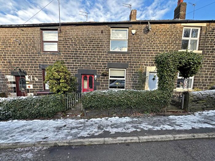 2 Bedroom Cottage For Sale In Buckstones Road, Shaw, Oldham, OL2