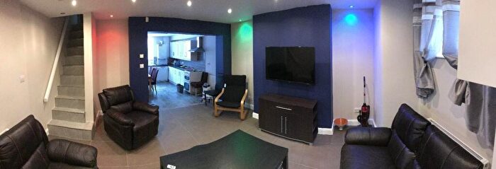 1 Bedroom House To Rent In Ridgeway Terrace, Leeds, LS6