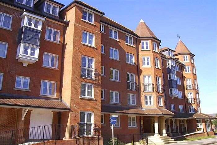 1 Bedroom Flat To Rent In Castlemeads Court, Gloucester, GL1