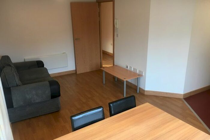 1 Bedroom Flat To Rent In Holloway Road, Holloway, Islington, North London, N7
