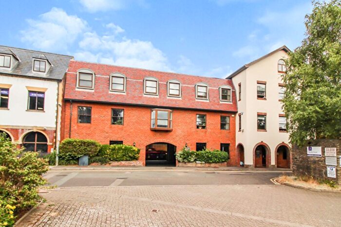 2 Bedroom Apartment To Rent In Dammas Lane, Dammas House Dammas Lane, SN1