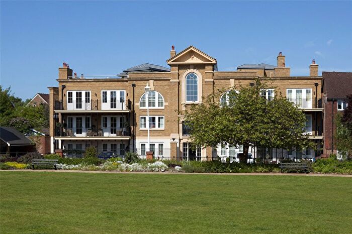 3 Bedroom Flat For Sale In Sackville Place, Sevenoaks, Kent, TN13