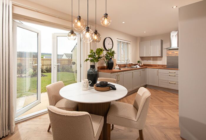 3 Bedroom Detached House For Sale In Harrier Way, Market Deeping, PE6
