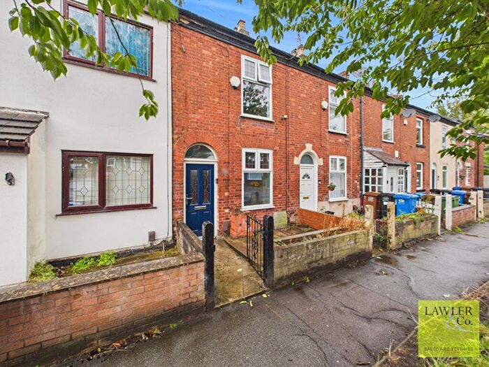 2 Bedroom Terraced House For Sale In Lowndes Lane, Stockport, Cheshire, SK2
