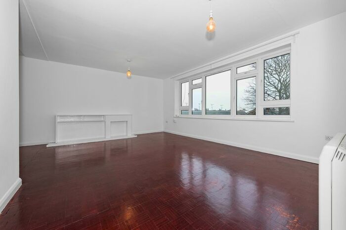 2 Bedroom Flat To Rent In Crouch Hill, London, N8