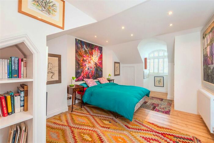 4 Bedroom Semi-detached House To Rent In Onslow Road, Richmond, TW10