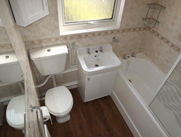 2 Bedroom End Of Terrace House To Rent In Rivermill, Harlow, Essex, CM20