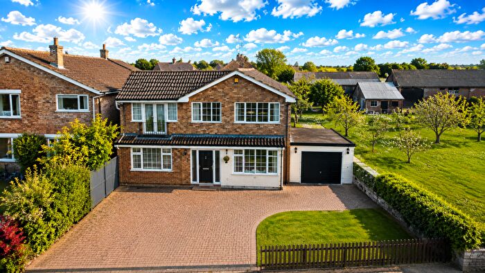 4 Bedroom Detached House For Sale In Casewick Lane, Uffington, Stamford, PE9