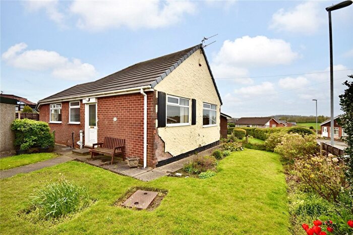 2 Bedroom Detached Bungalow For Sale In Dorset Avenue, Shaw, Oldham, Greater Manchester, OL2