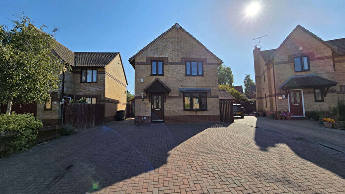4 Bedroom Detached House To Rent In Luton, LU2