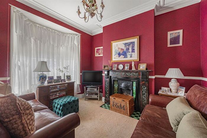 2 Bedroom Terraced House For Sale In Evelyn Avenue, Newhaven, BN9
