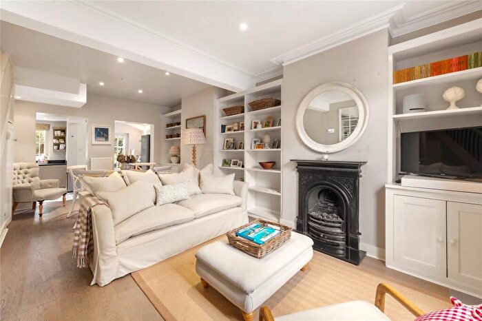 2 Bedroom Terraced House To Rent In Eversleigh Road, London, SW11