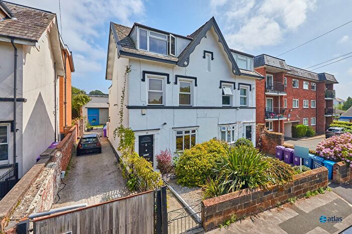 3 Bedroom Semi-Detached House For Sale In Aigburth Vale, Aigburth, L17