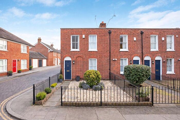 5 Bedroom House To Rent In Kirbys Lane, Canterbury, CT2