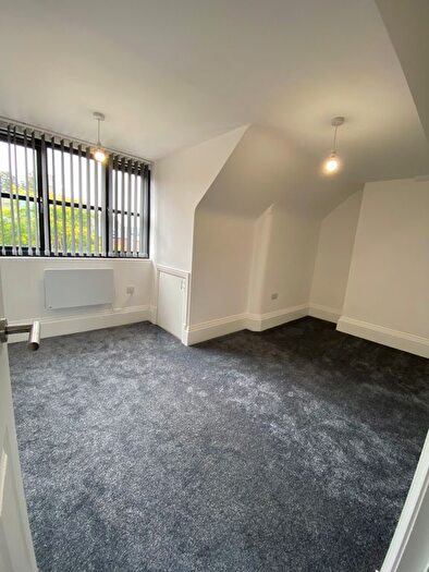 1 Bedroom Flat To Rent In Market Street, Kettering, NN16